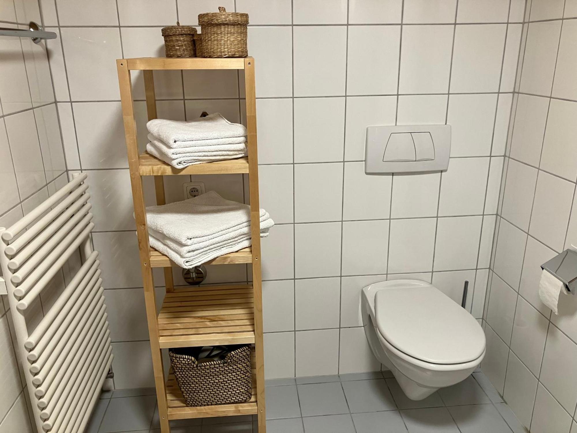 Kraehenberg Am Rande Der Wildnis Apartment
